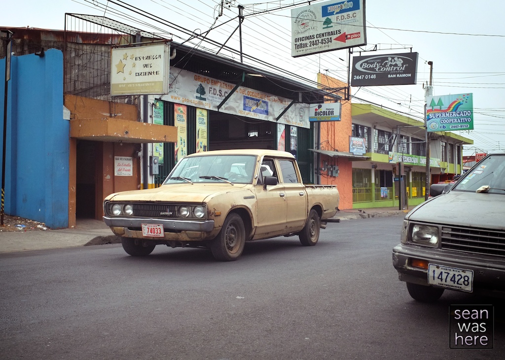 On the street: San Ramon, Costa Rica