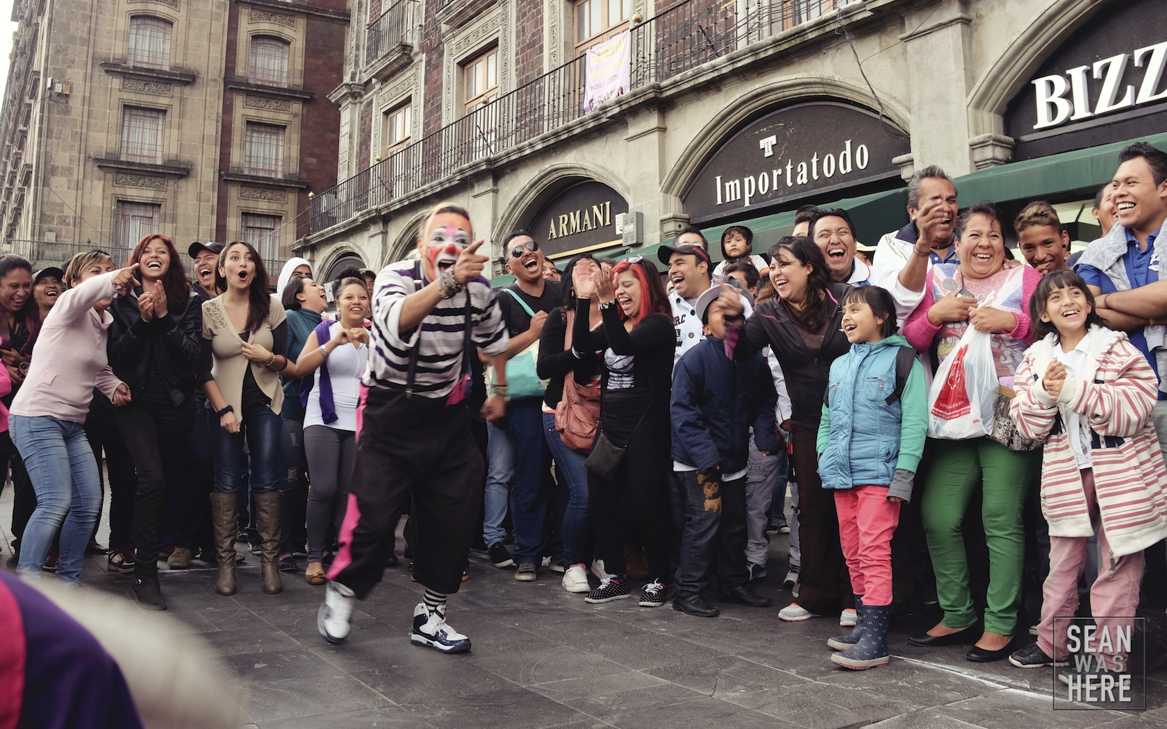 Street Performers, Mexico City