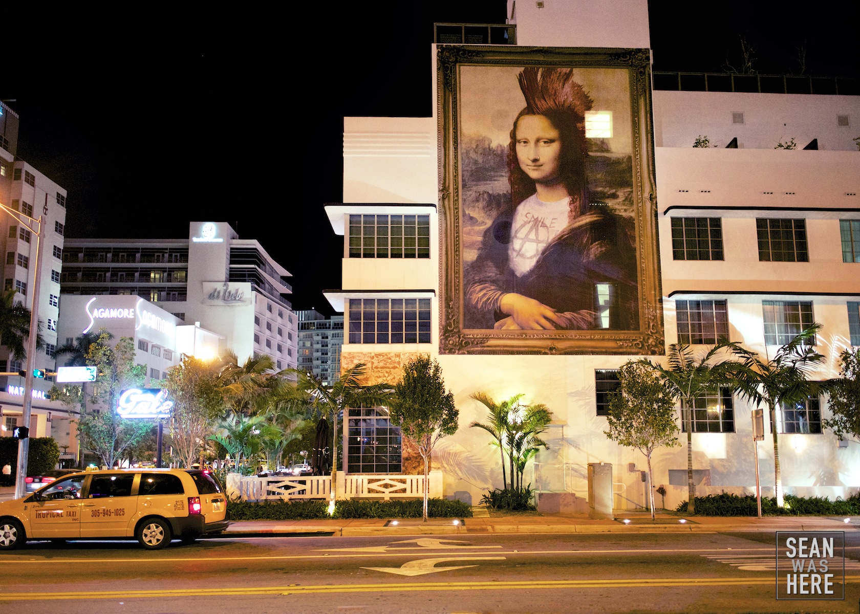 Gale Hotel. Mr Brainwash Exhibit. Miami Beach 2013